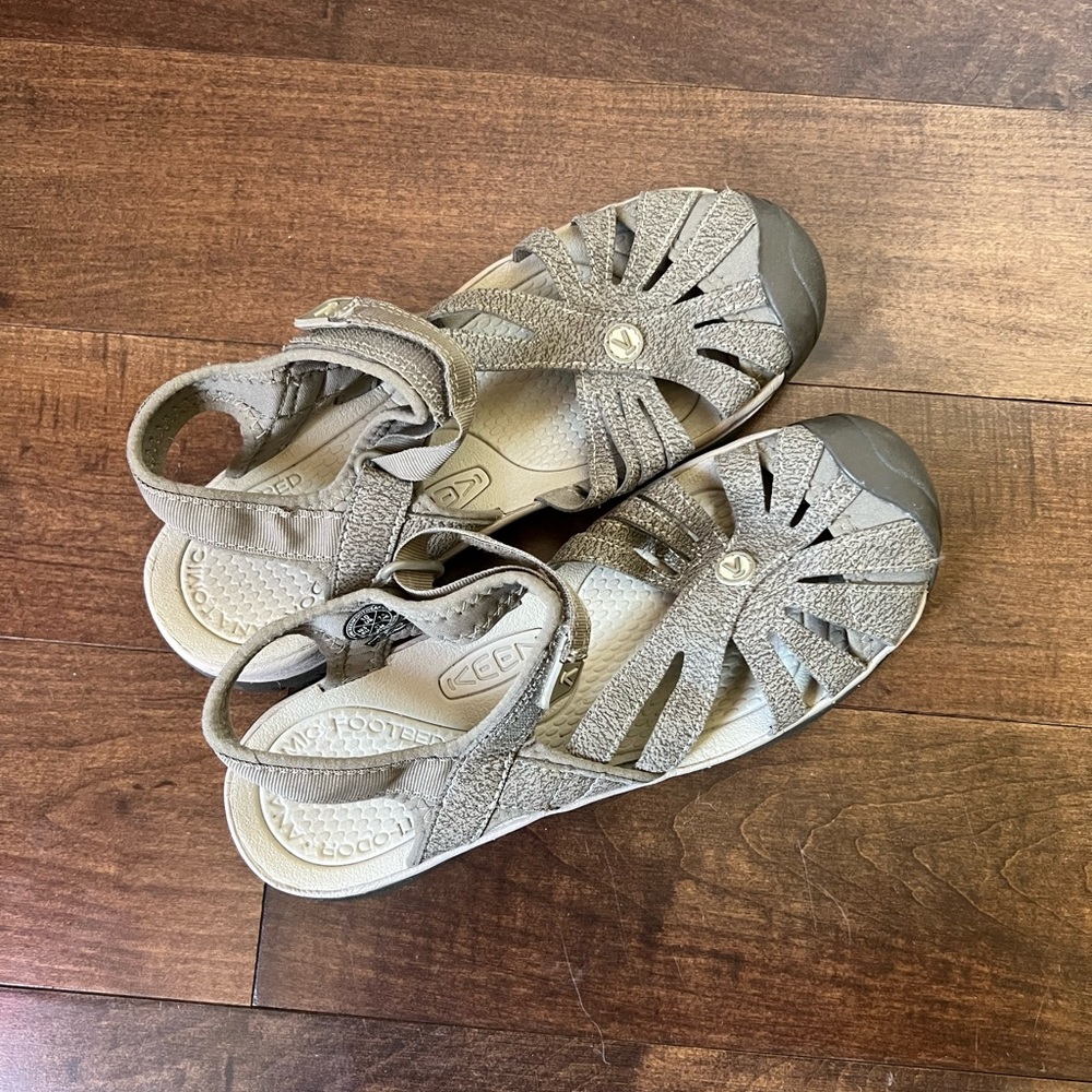 Keen Salndles
